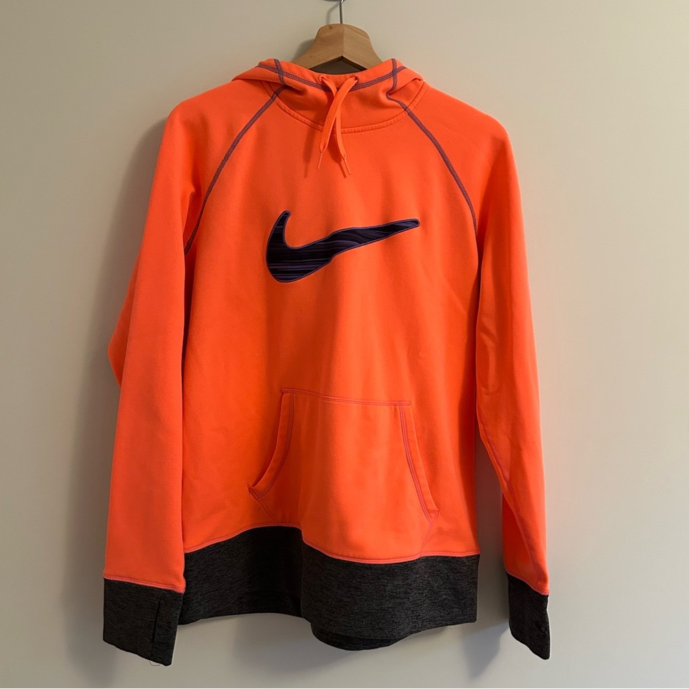 Nike swoosh logo pinky orange and melange grey Therma fit Hoodie size XL VGUC!